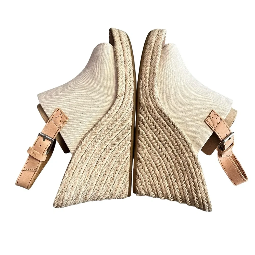 Toms features brand
